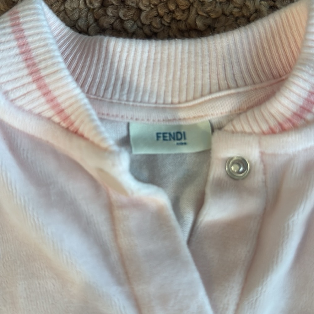 Fendi Baby Velour Sweats in 12 mos - Picture 5 of 10